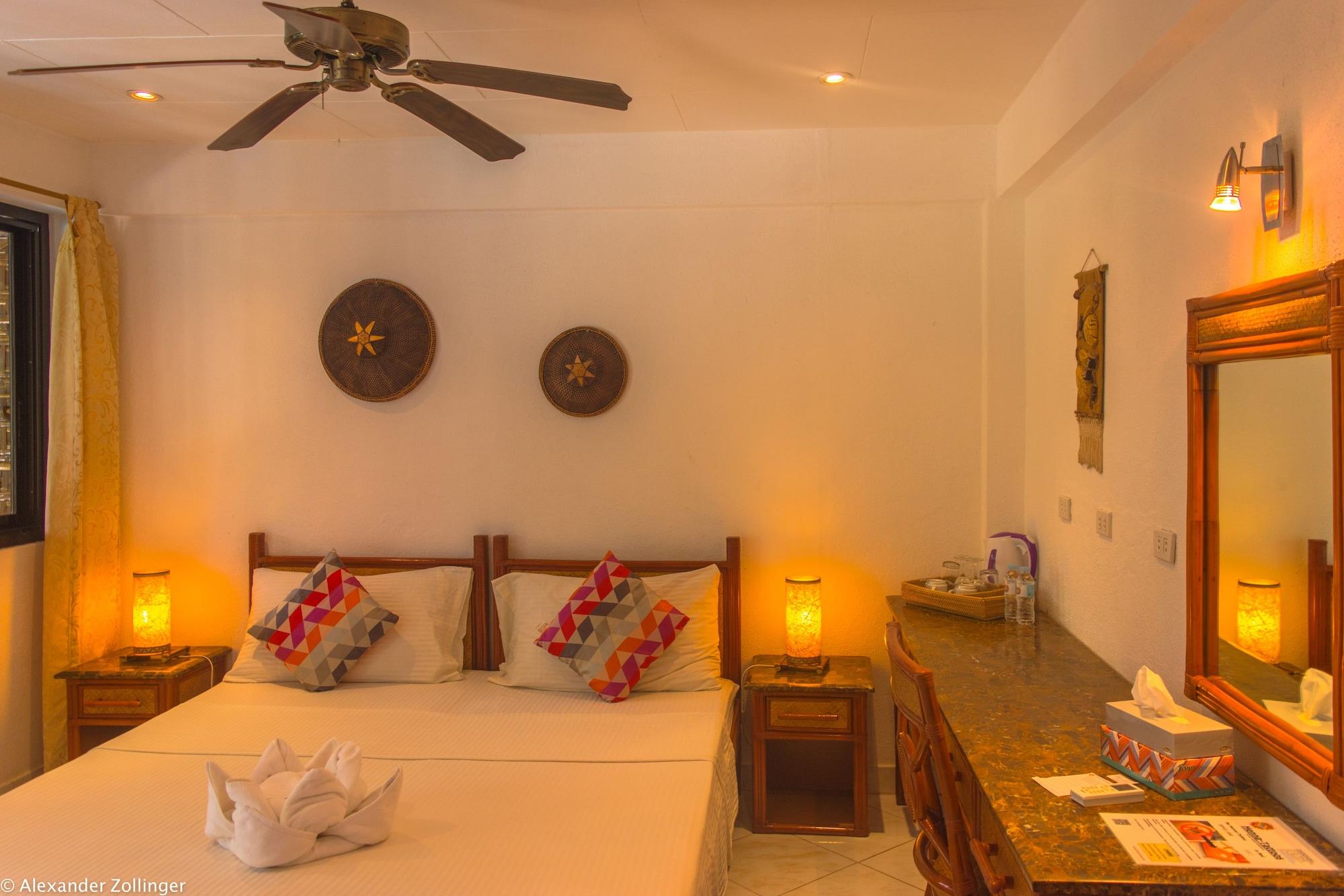 Alona Vida Beach Resort Panglao Bagian luar foto