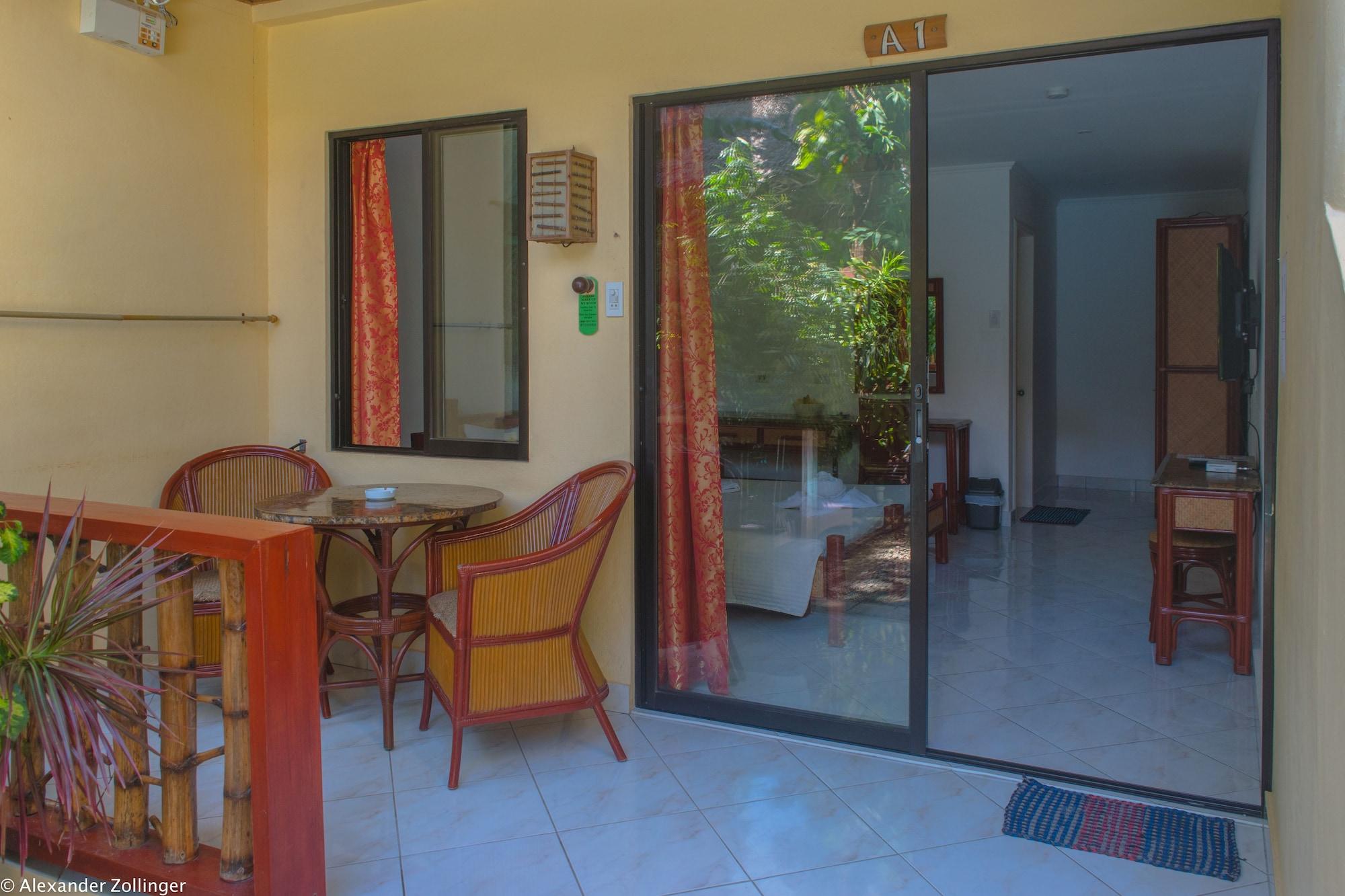 Alona Vida Beach Resort Panglao Bagian luar foto