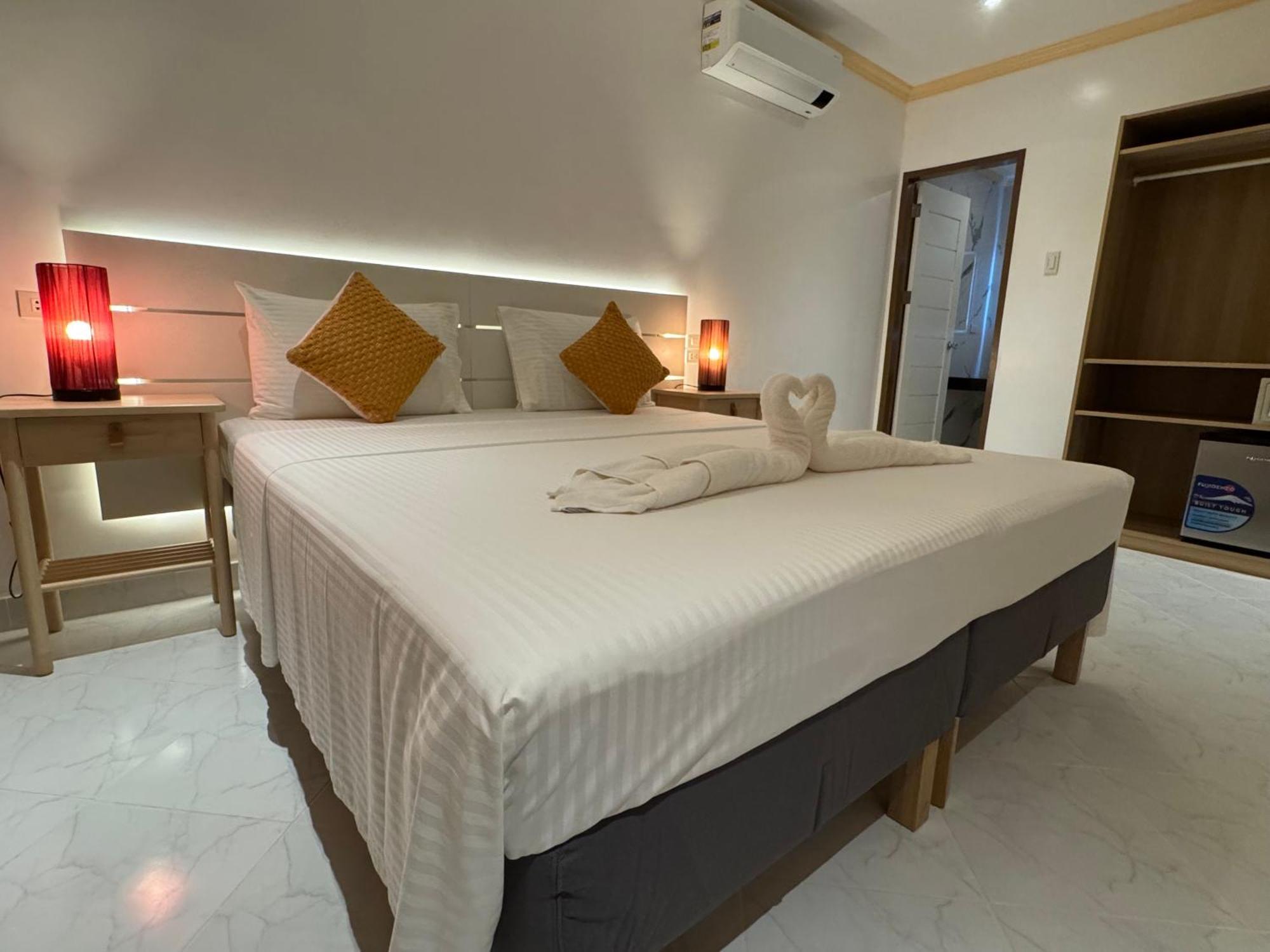 Alona Vida Beach Resort Panglao Bagian luar foto