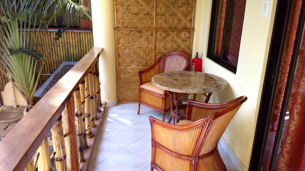 Alona Vida Beach Resort Panglao Bagian luar foto