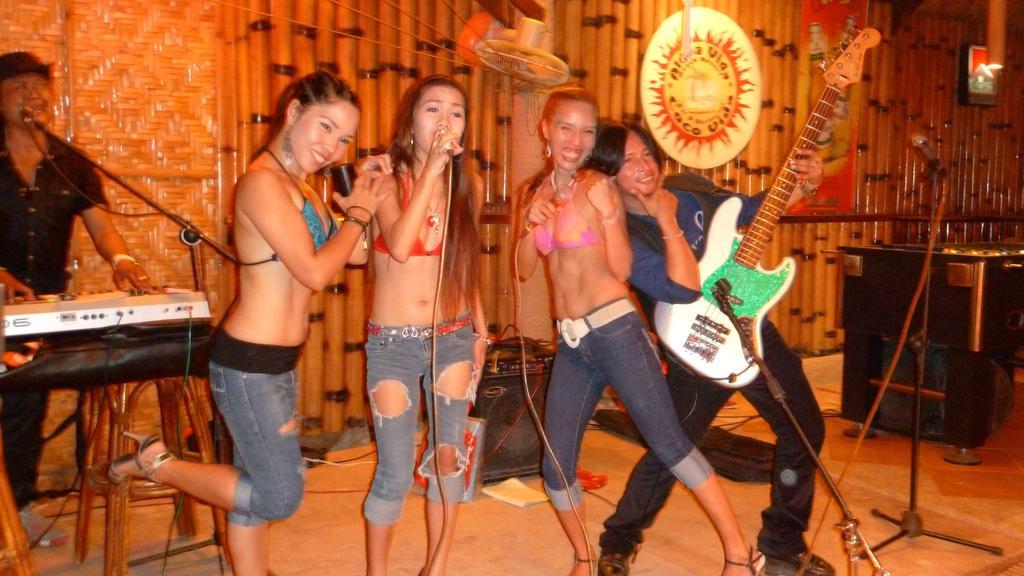 Alona Vida Beach Resort Panglao Bagian luar foto