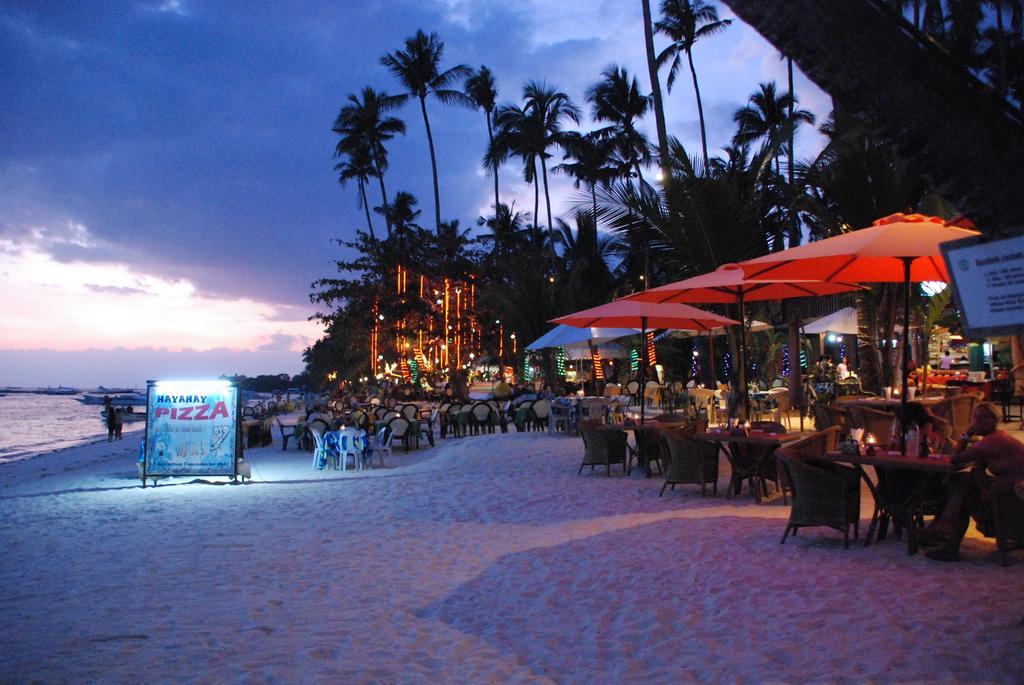 Alona Vida Beach Resort Panglao Bagian luar foto